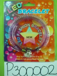 PULSERA PLASTICO - NO PRENDE LA LUZ